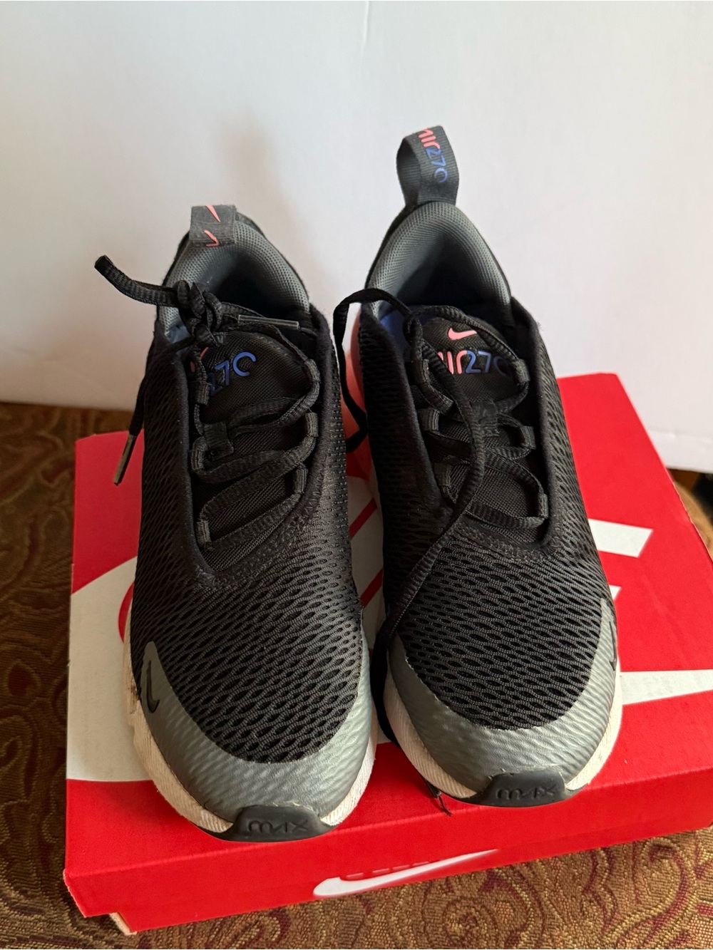 Nike Air Max 270 (PS) Black/Metallic Silver AO2372 020 Youth Size 1.5